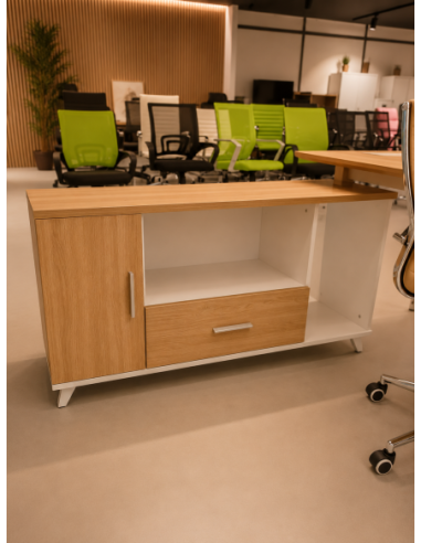 Mesa de oficina AREZZO 180, con mueble auxiliar, blanco y roble, 180 x 176,5 cms